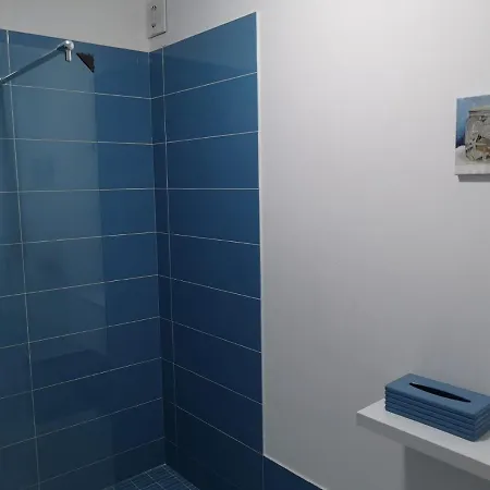Isola Del Sole, Con Piscina Holiday home