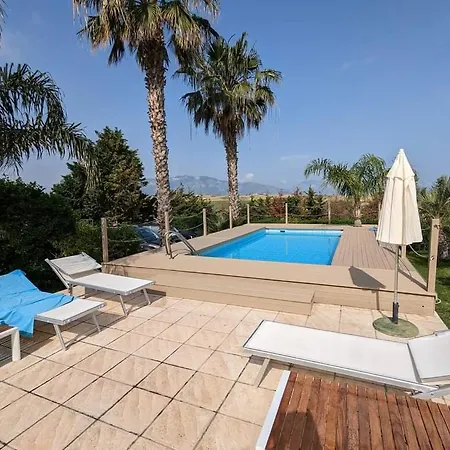 Isola Del Sole, Con Piscina * Balestrate