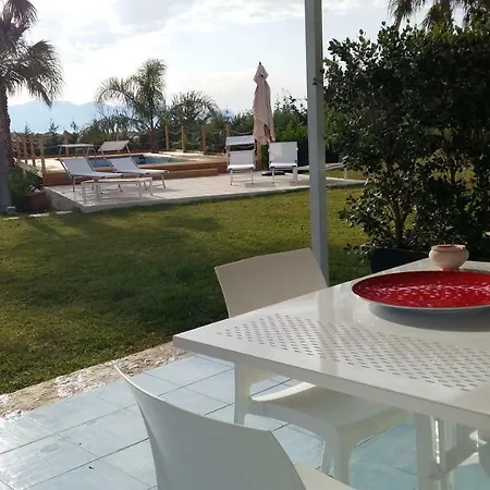 Isola Del Sole, Con Piscina Holiday home Balestrate