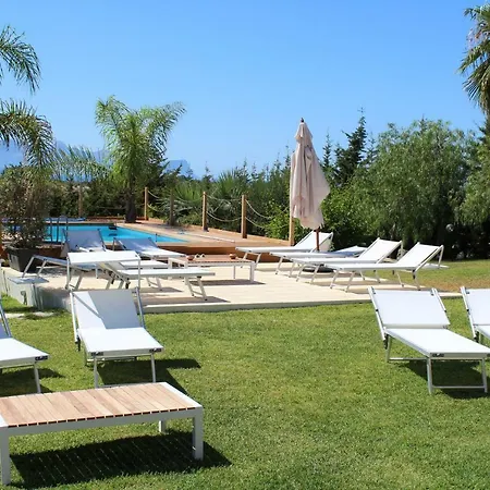 Isola Del Sole, Con Piscina Holiday home Balestrate