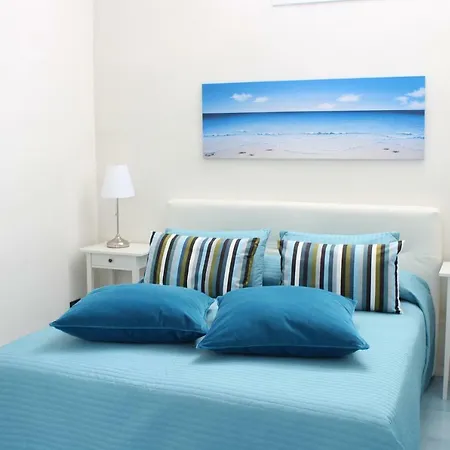Isola Del Sole, Con Piscina Holiday home *