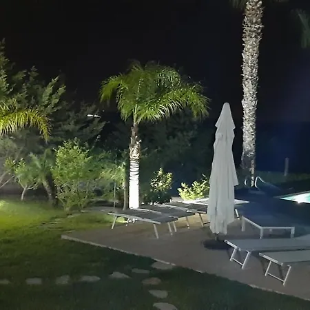 Isola Del Sole, Con Piscina Feriehus