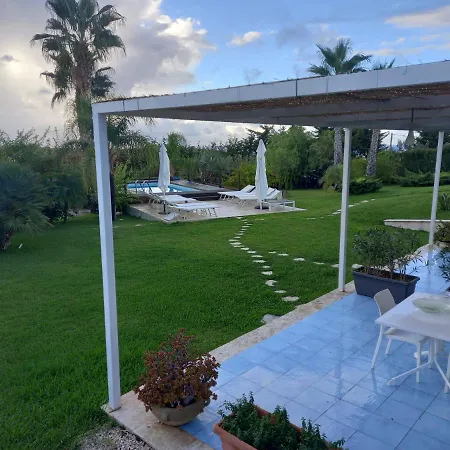 Isola Del Sole, Con Piscina Feriehus *