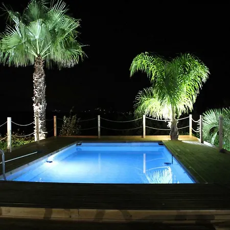 Isola Del Sole, Con Piscina Feriehus *